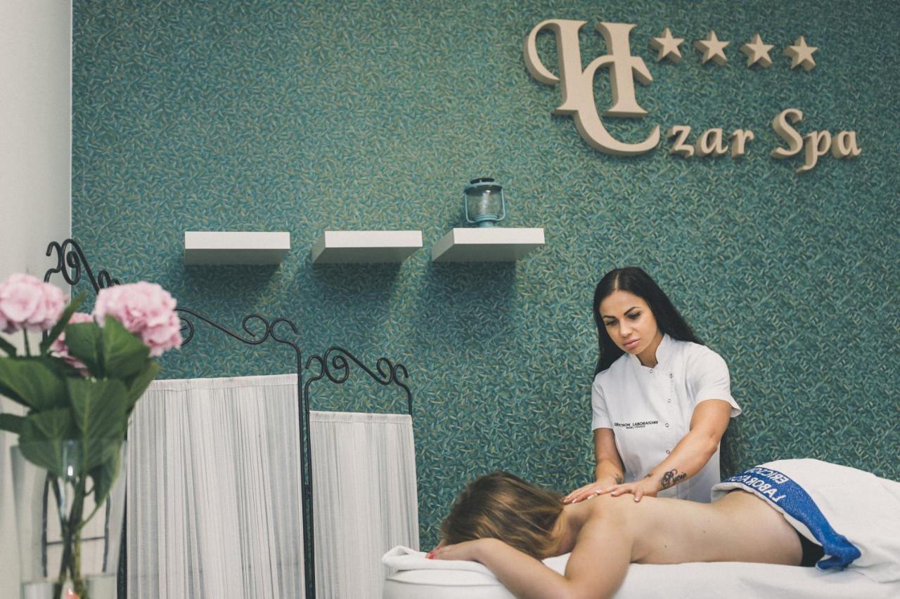 Hotel Czardasz Spa & Wellness ปวอตสก์ ภายนอก รูปภาพ