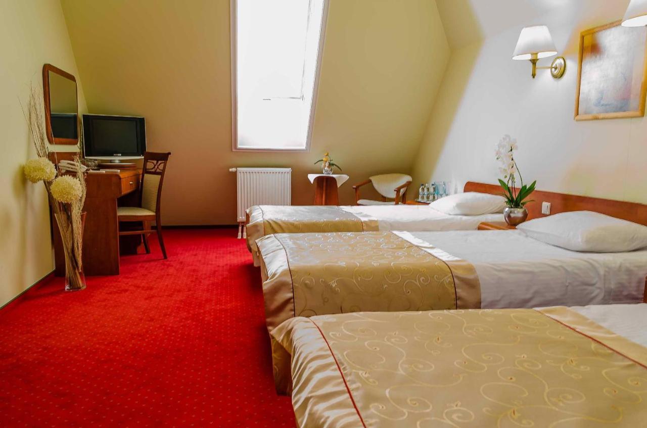 Hotel Czardasz Spa & Wellness ปวอตสก์ ห้อง รูปภาพ